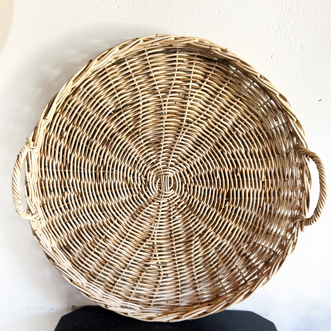 Lower Rattan Round Trays (Medium)