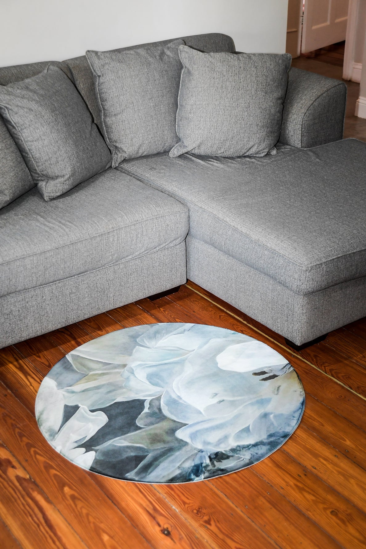 Floral Silhouette Round Rug