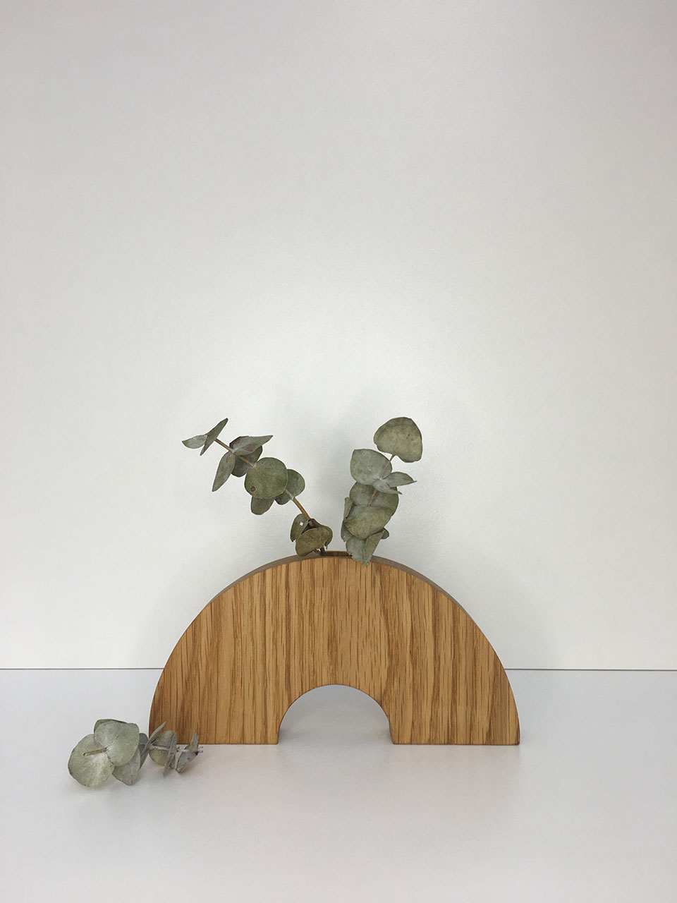 Oak Rainbow Bud Vase (Small)