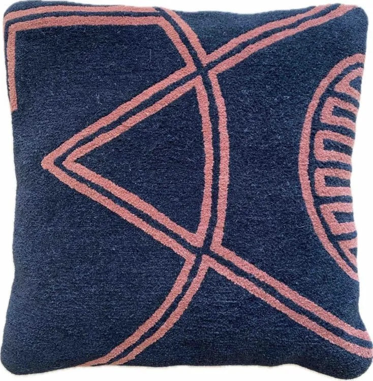 Black Rust Hand-tufted Cushion