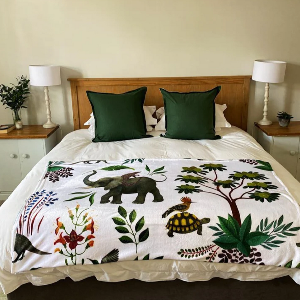 Ele & Friends Luxury Fleece Blanket