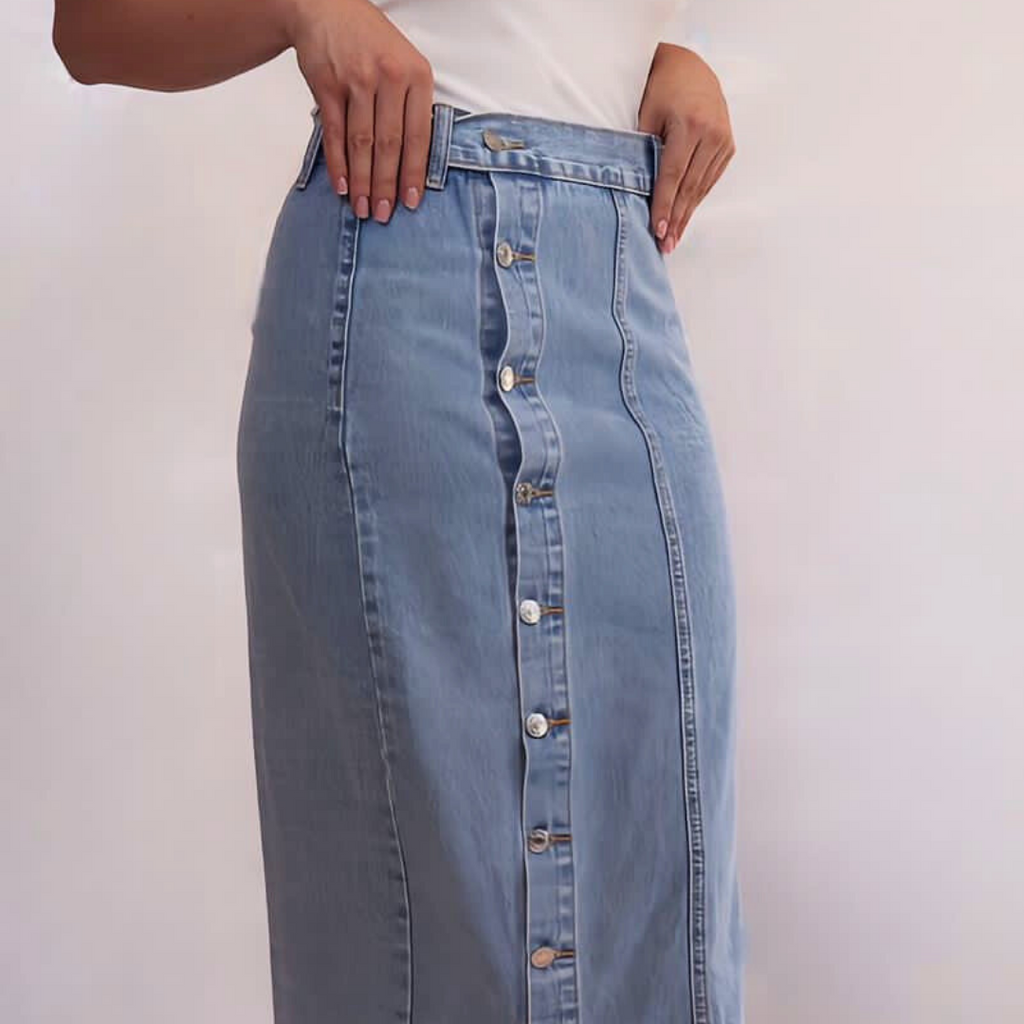 The Buttoned Denim Skirt