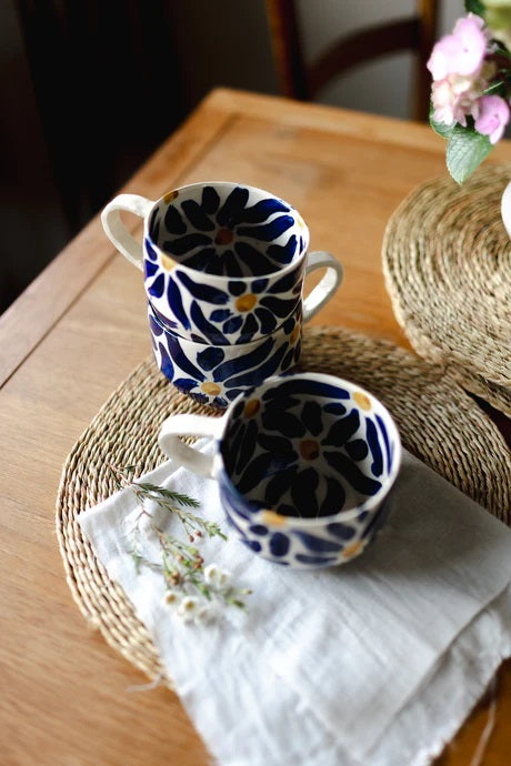 Blue Daisy Mug