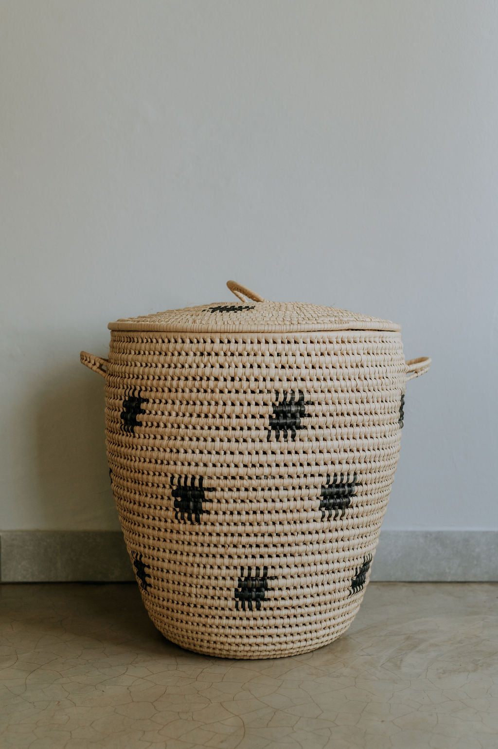 Oliver Basket with Lid