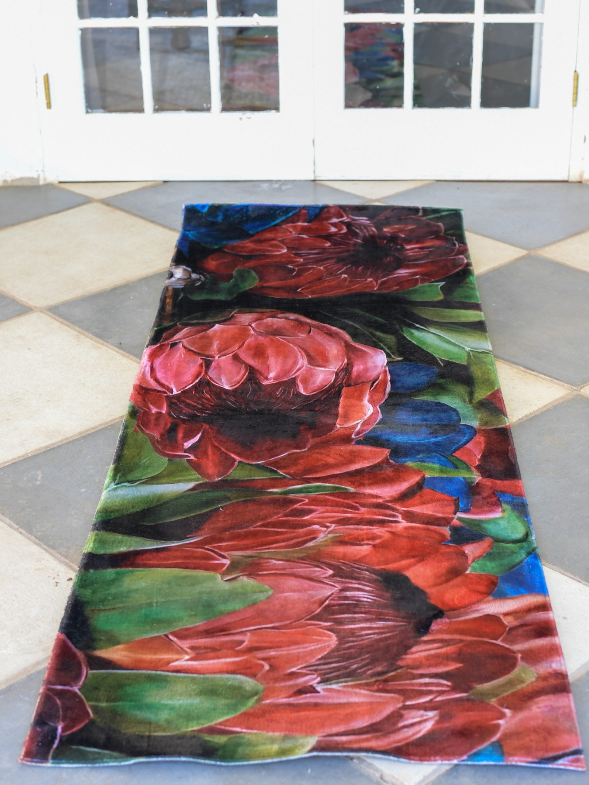 Bright Protea Runner